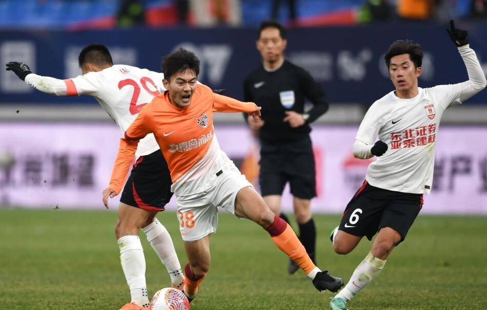 关于中超深圳主场遭遇：失去士气状况严峻的信息