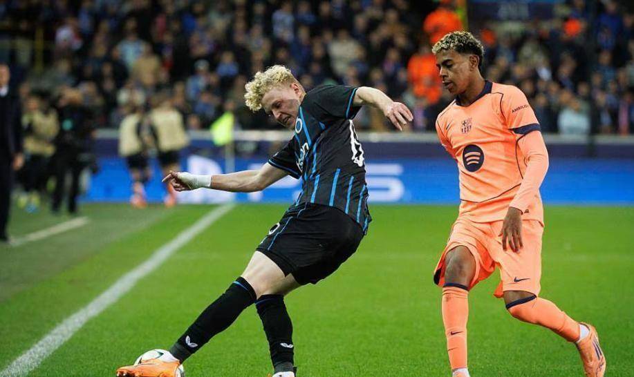 巴萨绝杀德国，范佩西送出助攻