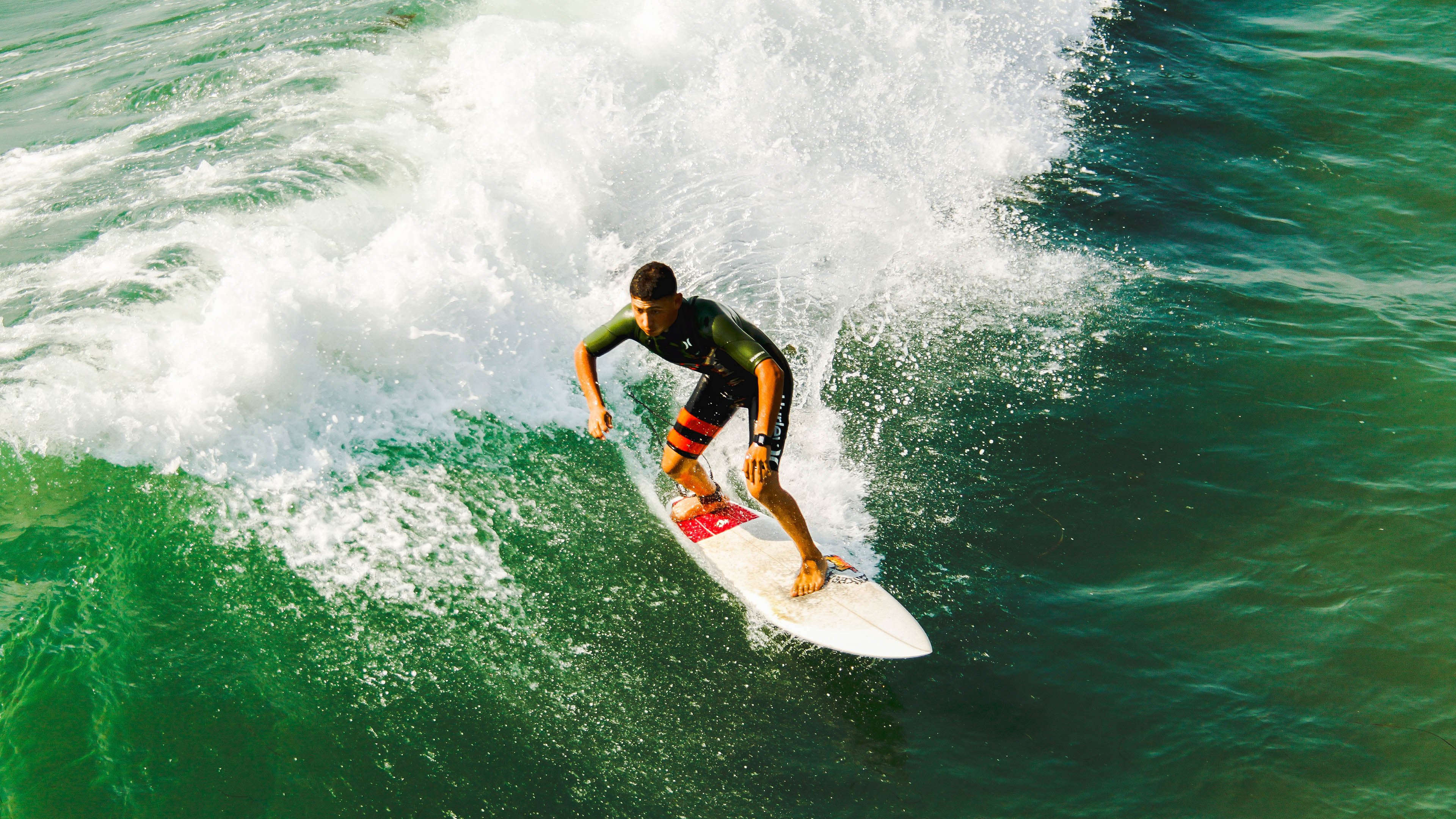 唯一性对决,当美国资本撼动英超格局,阿拉巴在西班牙国家德比书写个人史诗